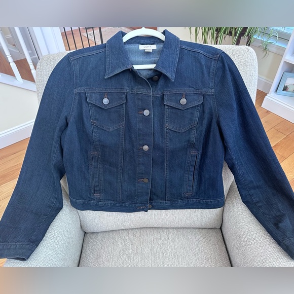 LOFT Jean Jacket. - Picture 4 of 9